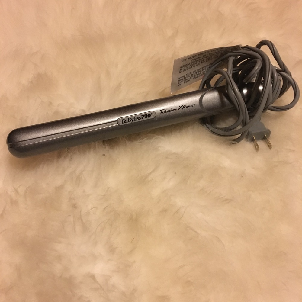 Babyliss pro titanium straightener
